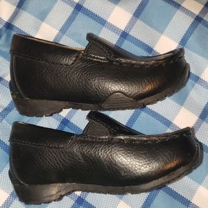Dress shoes